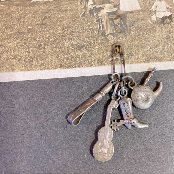 4 Vintage Southwest theme Pendant Charms including Guitar, Cowboy Boot, & Pipe - Picture 4 of 16